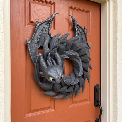 Toothless Wreath